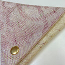 ironenkin Multi -pouch "SANKAKU" Grape flower Kasuri Pink